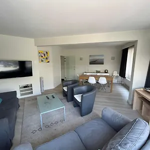  Appartement 3 Bedroom Nearby The Sea